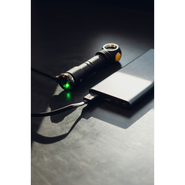 Armytek Magnetic Charger AMC-02/for Wizard, Tiara, Prime, Partner with Magnet USB – A05002