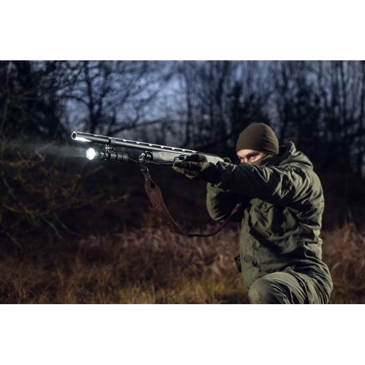 Armytek Predator Pro Max Magnet USB / White / 1500 lm / 5°:40° / 1×18650 (incl.) – F08201PC