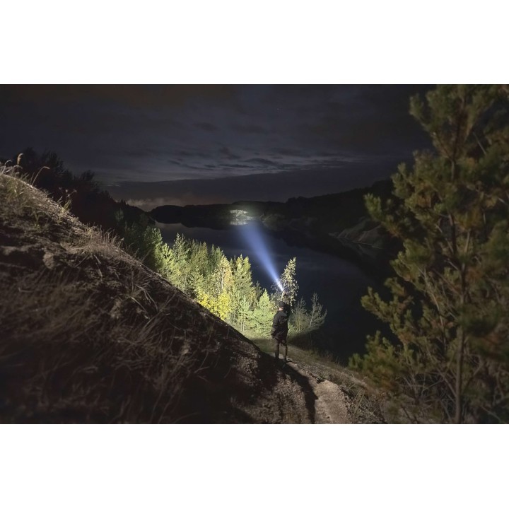 Armytek Barracuda Pro Max/White/2800 lm/1000 m/ 4°:55° / 1×21700 (incl.)Magnet USB – F10501PC
