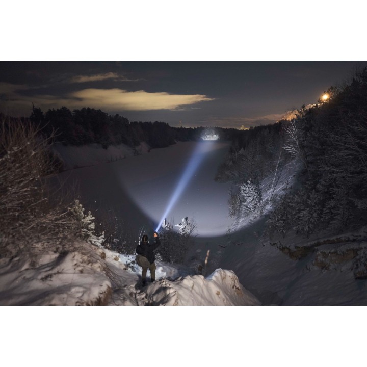 Armytek Barracuda Pro Max/White/2800 lm/1000 m/ 4°:55° / 1×21700 (incl.)Magnet USB – F10501PC