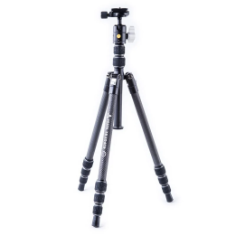Vanguard Vesta TB 204CB – Treppiede da Viaggio in Fibra di Carbonio